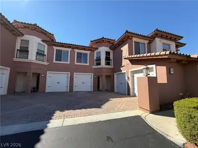 26 VIA VASARI 103 Henderson, NV 89011