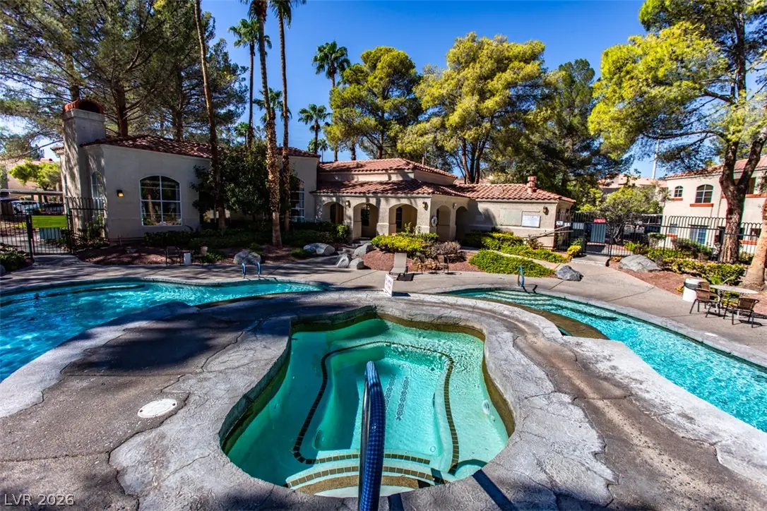 8432 Running Deer Avenue 103, Las Vegas, NV 89145