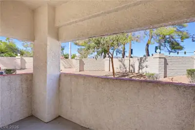 8432 Running Deer Avenue 103, Las Vegas, NV 89145 Patio