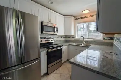 2101 Santa Paula Drive, Las Vegas, NV 89104 Kitchen