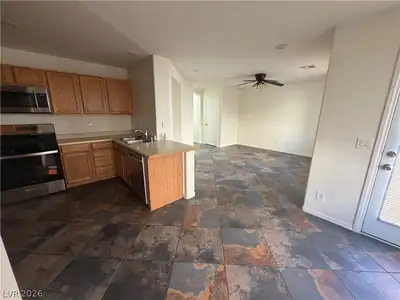 9250 Hollander Avenue, Las Vegas, NV 89148 Kitchen