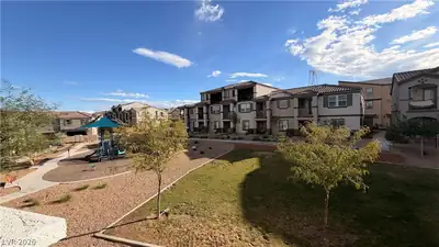 632 Sedum Avenue, Henderson, NV 89015 Yard