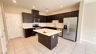 632 Sedum Avenue, Henderson, NV 89015 Kitchen