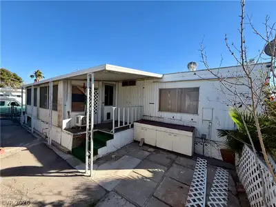 2815 Everglade Street, Las Vegas, NV 89142 Back of Structure