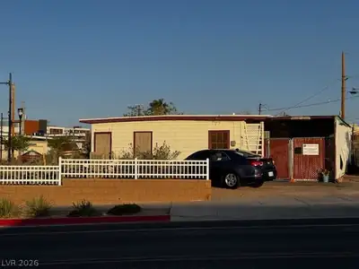 203 West Pacific Avenue, Henderson, NV 89015 Front of Structure