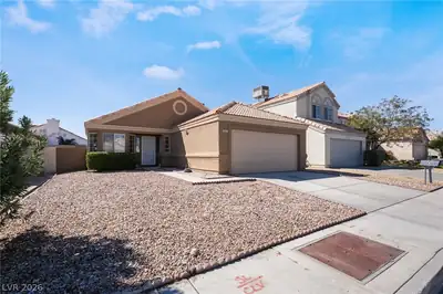 6361 Canyon Dawn Avenue, Las Vegas, NV 89108 Front of Structure