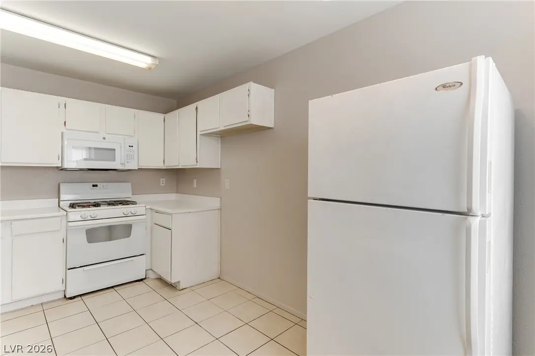 4672 Krissylouise Way, Las Vegas, NV 89121