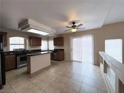 7621 Rustic Galleon Street, Las Vegas, NV 89139 Kitchen