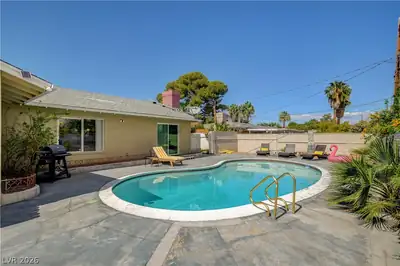 1305 South 16th Street, Las Vegas, NV 89104 Pool