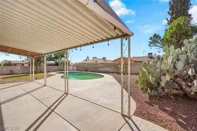 6917 Creekside Lane, Las Vegas, NV 89145 Patio