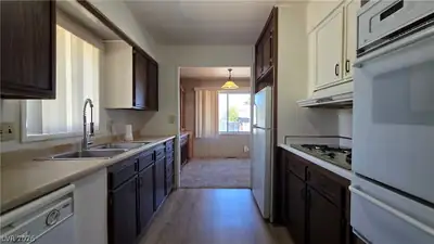 1316 Aspen Drive, Boulder City, NV 89005 Kitchen