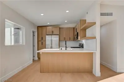 109 Princeton Street, Las Vegas, NV 89107 Kitchen