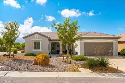 2831 Goldcreek Street, Henderson, NV 89052 Front of Structure