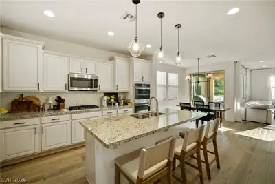 5707 Mesa Mountain Drive, Las Vegas, NV 89135 Kitchen