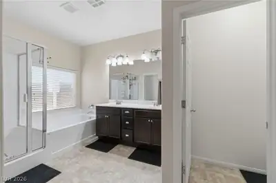 308 Petrus Court, North Las Vegas, NV 89031 Primary Bathroom