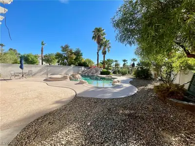 4748 Hamburg Street, Las Vegas, NV 89147 Pool