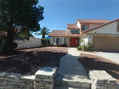 8421 GILLETTE Avenue -, Las Vegas, NV 89117 Front of Structure