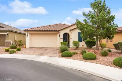 7148 Flora Lam Street Las Vegas, NV 89166