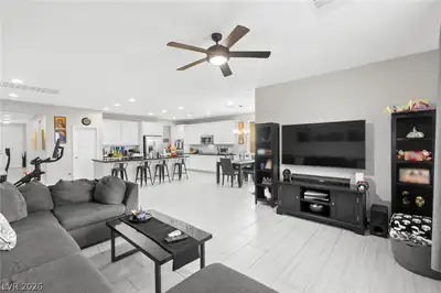 7148 Flora Lam Street, Las Vegas, NV 89166 