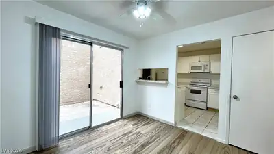 6750 Del Rey Avenue 123, Las Vegas, NV 89146 Dining Area