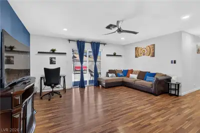 4014 Avonwood Avenue, Las Vegas, NV 89121 Living Room