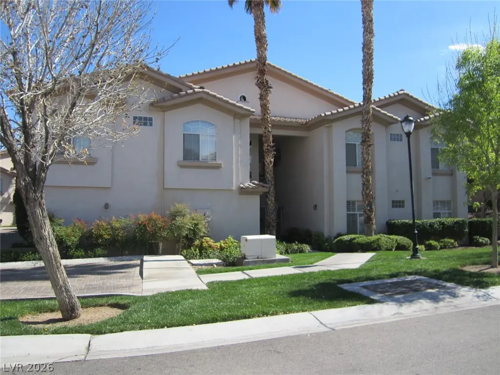 2050 West Warm Springs Road 211, Henderson, NV 89014