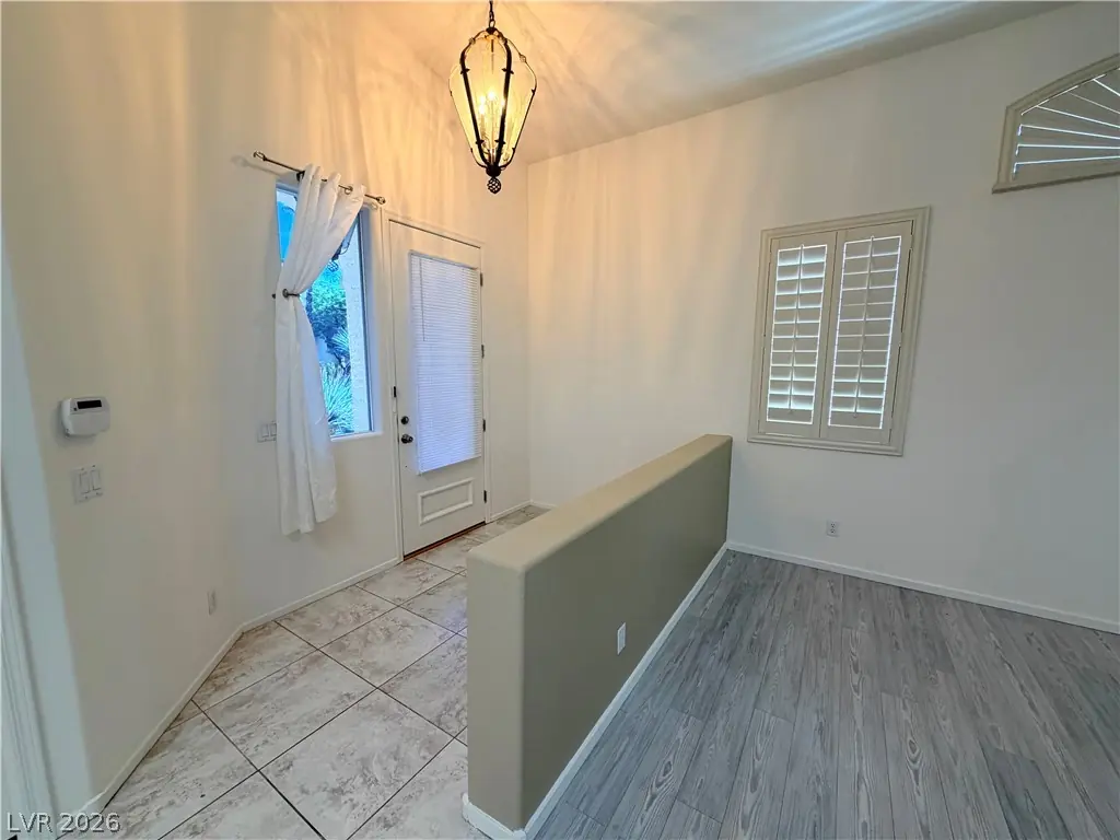 2121 Stone Croft Street, Las Vegas, NV 89134