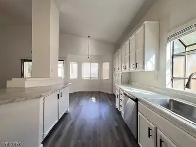 98 Trevor Drive, Henderson, NV 89074 Kitchen
