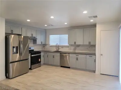 9474 Forbes Field Court, Las Vegas, NV 89148 Kitchen