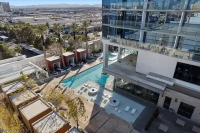 4381 West Flamingo Road 5112, Las Vegas, NV 89103 Pool