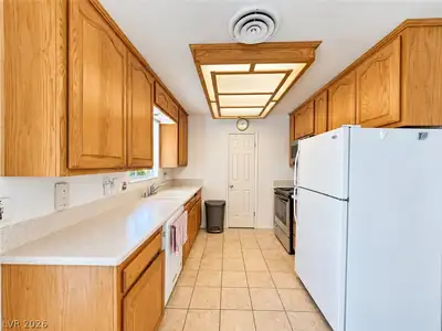 1403 Bronco Road, Boulder City, NV 89005 Kitchen