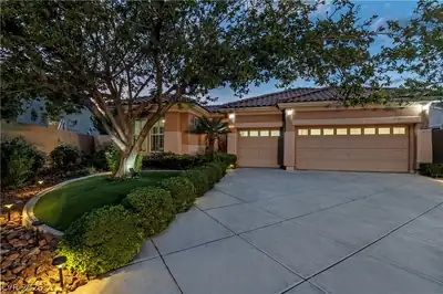 305 Corsicana Street, Las Vegas, NV 89138 