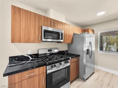 1405 Vegas Valley Drive 226, Las Vegas, NV 89169 Kitchen