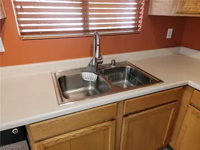 1086 Silver Creek Avenue, Las Vegas, NV 89183 