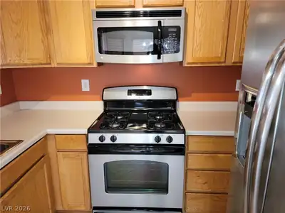 1086 Silver Creek Avenue, Las Vegas, NV 89183 