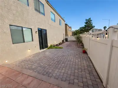 6329 Orions Tool Street, North Las Vegas, NV 89031 Patio
