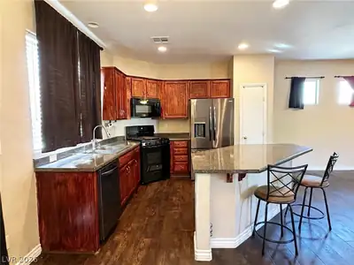 6329 Orions Tool Street, North Las Vegas, NV 89031 Kitchen