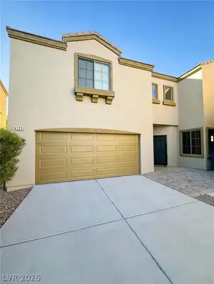 6329 Orions Tool Street, North Las Vegas, NV 89031 Front of Structure