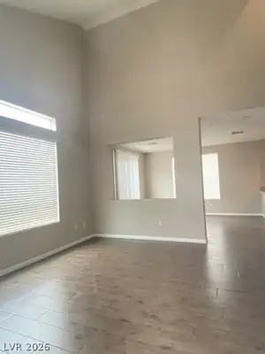6269 Glimmering Light Avenue, Las Vegas, NV 89139 