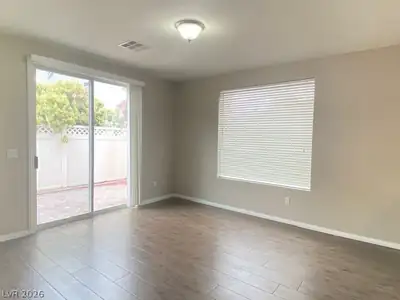 6269 Glimmering Light Avenue, Las Vegas, NV 89139 