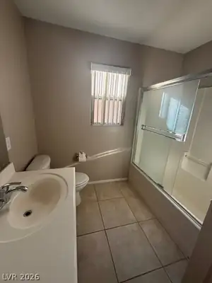 12073 Cardinal Climber Court, Las Vegas, NV 89138 Bathroom
