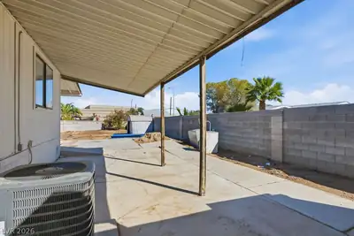 3300 Death Valley Drive, Las Vegas, NV 89122 Patio