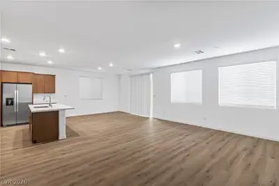 1025 Copper Robin Street, Henderson, NV 89011 Living Room