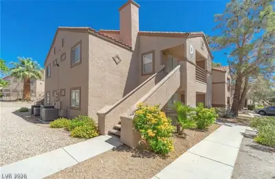 3450 Erva Street 261, Las Vegas, NV 89117 Front of Structure