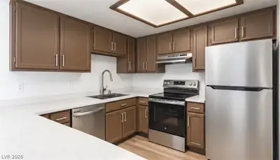 3450 Erva Street 261, Las Vegas, NV 89117 Kitchen