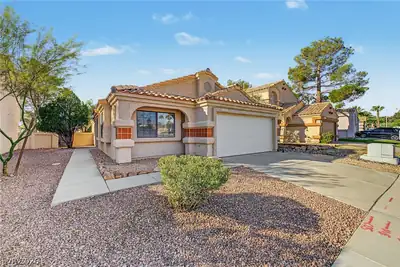 9961 Coral Sands Drive, Las Vegas, NV 89117 