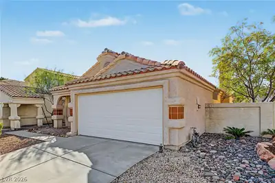 9961 Coral Sands Drive, Las Vegas, NV 89117 