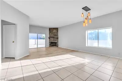 3216 Cristobal Way, Las Vegas, NV 89117 Living Room