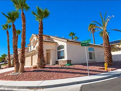9974 Diving Duck Avenue, Las Vegas, NV 89117 Front of Structure