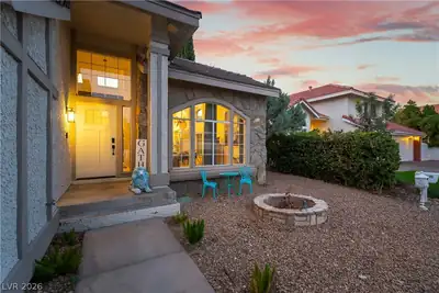 2929 Hampton Bluff Street, Las Vegas, NV 89117 